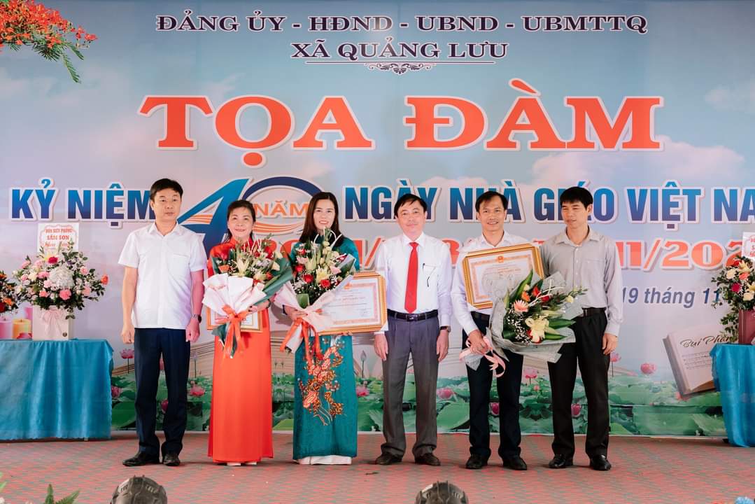 Xã Quảng Lưu tổ chức tọa đàm kỷ niệm 40 năm ngày nhà giáo Việt Nam (20/11/1982-20/11/2022)
